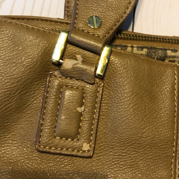 Tory Burch Purse - Picture 10 of 16